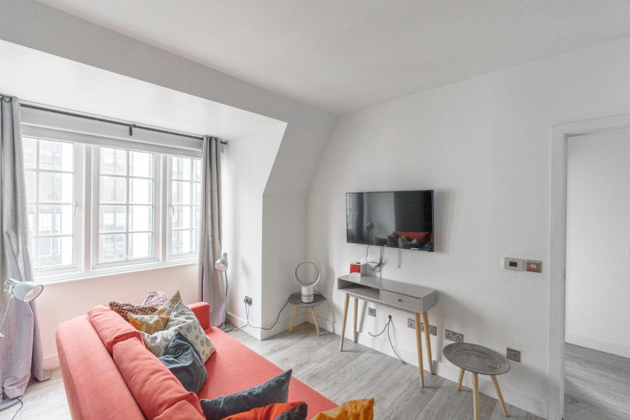 Top Floor Apartment High Street Kensington Londra Dış mekan fotoğraf